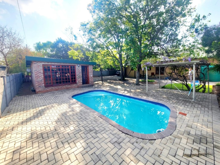 3 Bedroom Property for Sale in Presidentia Free State